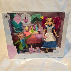 NRFB Disney Alice in Wonderland Tea Party playset